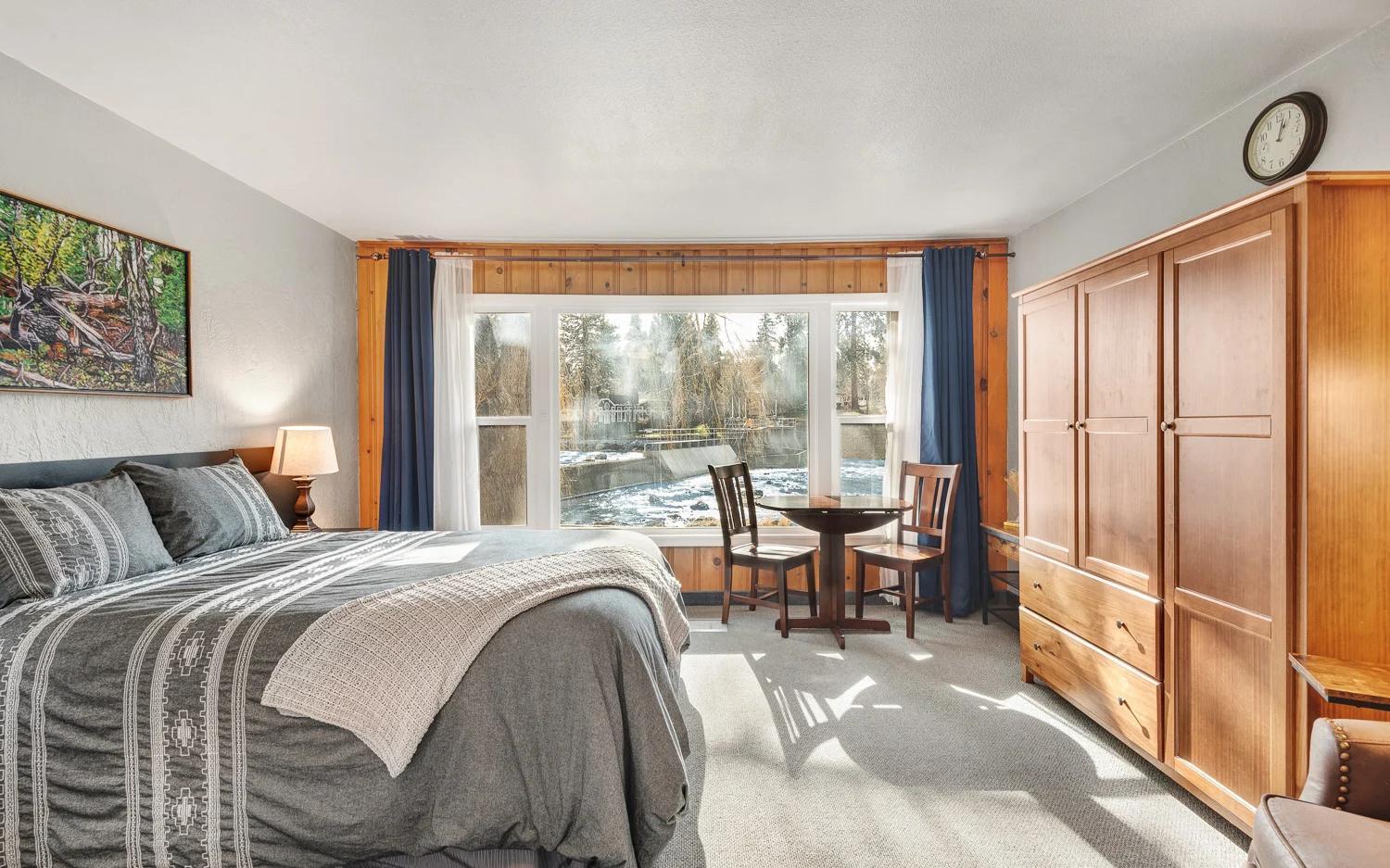 Bend Riverside Condos Near Downtown Bend Chambre photo