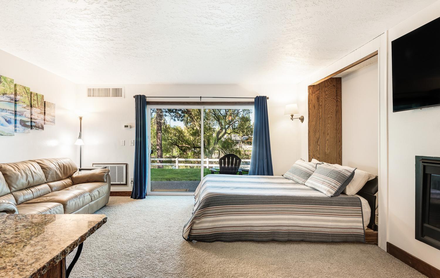 Bend Riverside Condos Near Downtown Bend Chambre photo