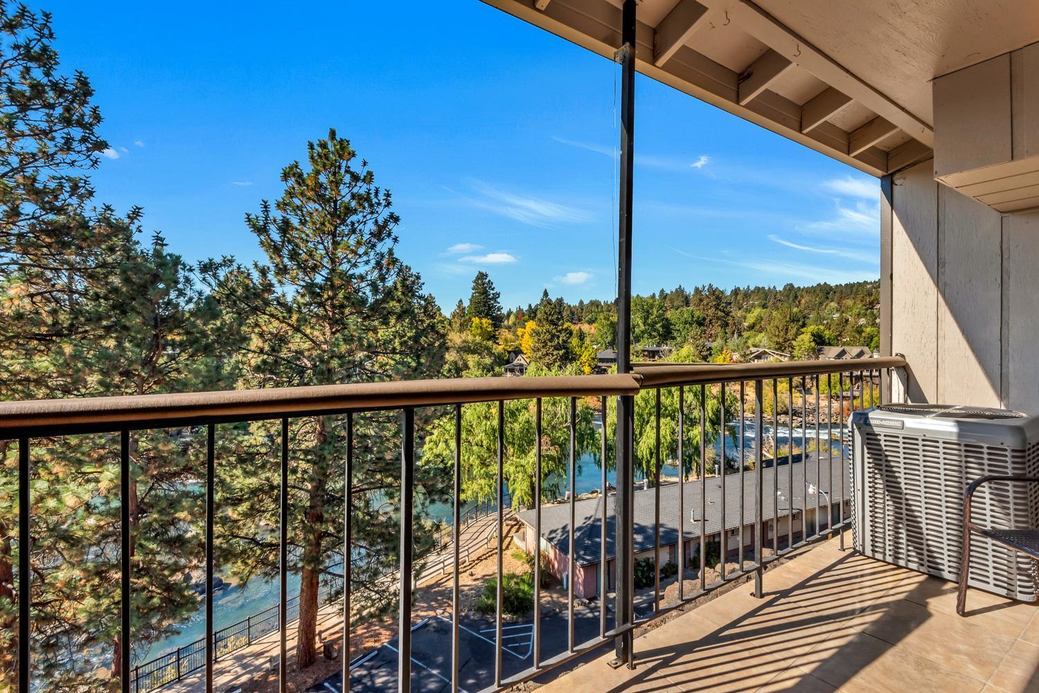 Bend Riverside Condos Near Downtown Bend Chambre photo